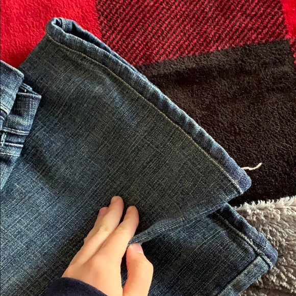 Hardly Worn Rock & Republic Women’s Jeans - Picture 2 of 5